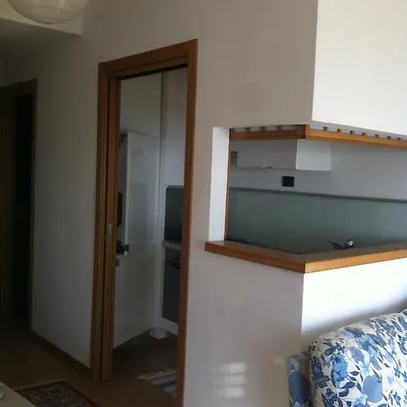 شقة Casa Baia Del Sole لايقويليا